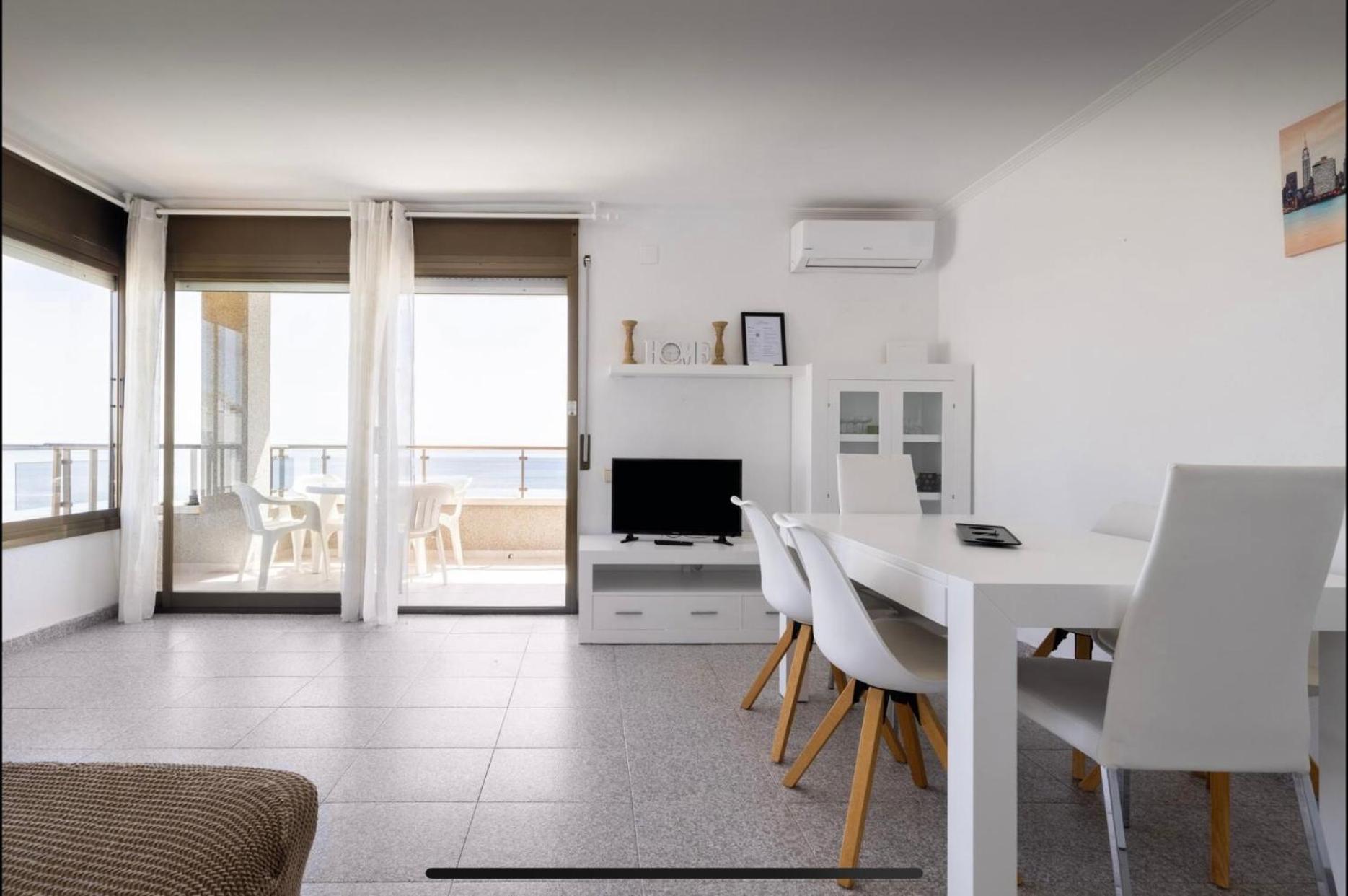 Beach Apartment In Calafell Eksteriør billede