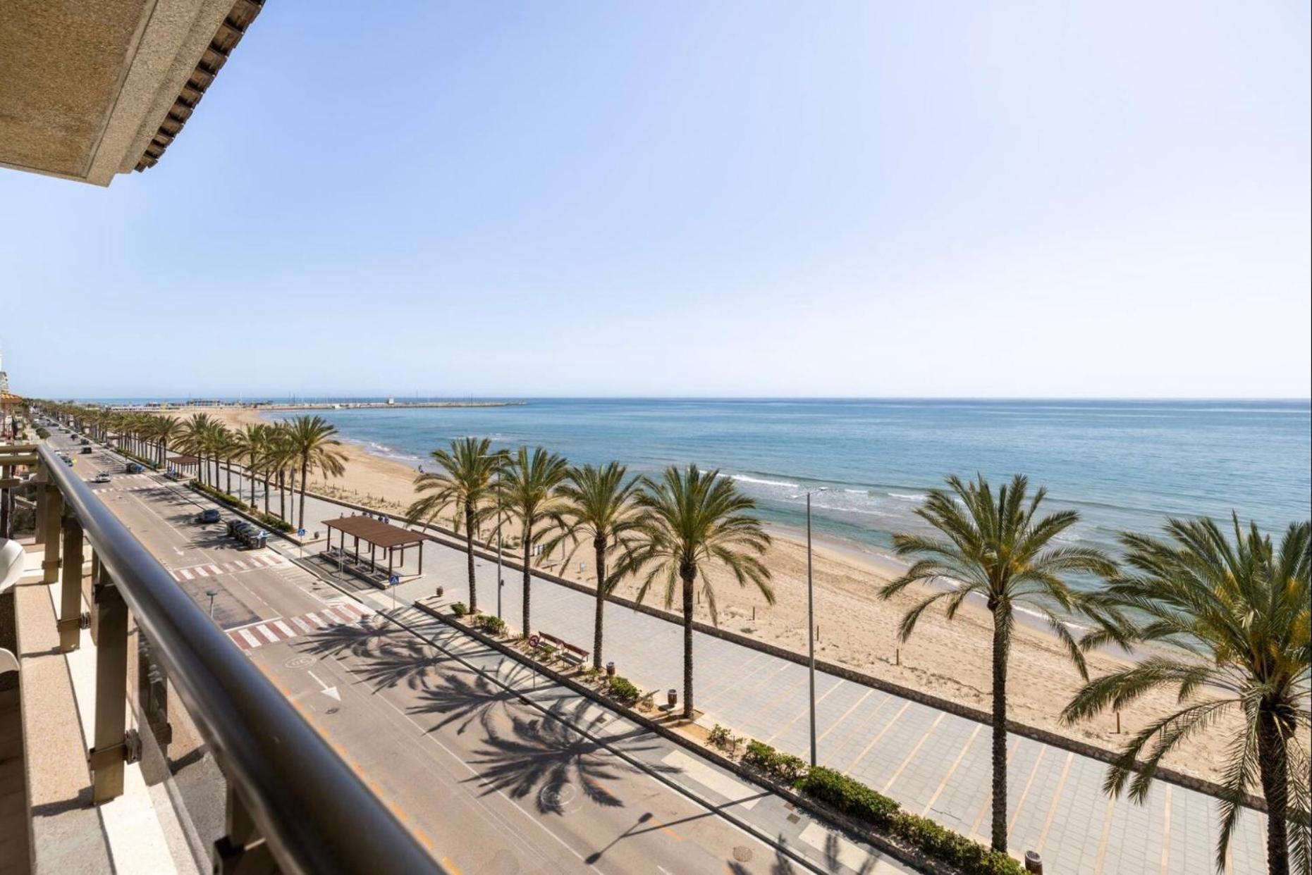 Beach Apartment In Calafell Eksteriør billede